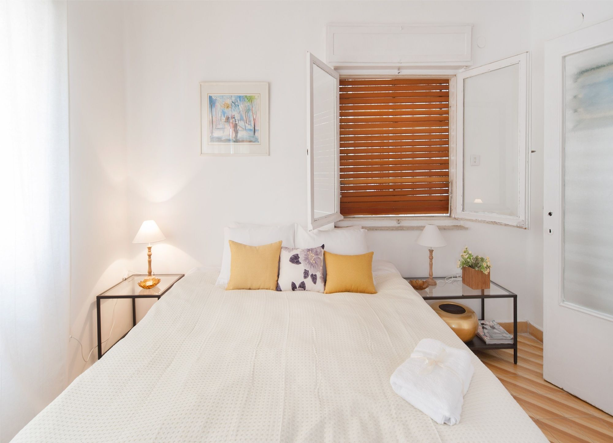 Charming 2Bd Apt W/ Balcony By Sea N' Rent Tel Aviv Exterior photo